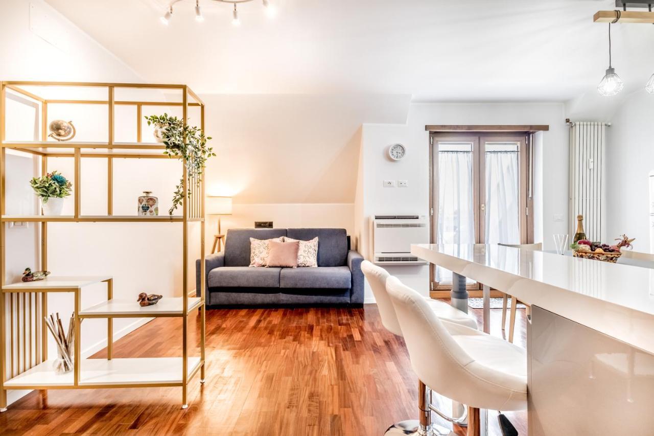 Bbhome Penthouse Bright And Elegant Metro Conca D'Oro 罗马 外观 照片