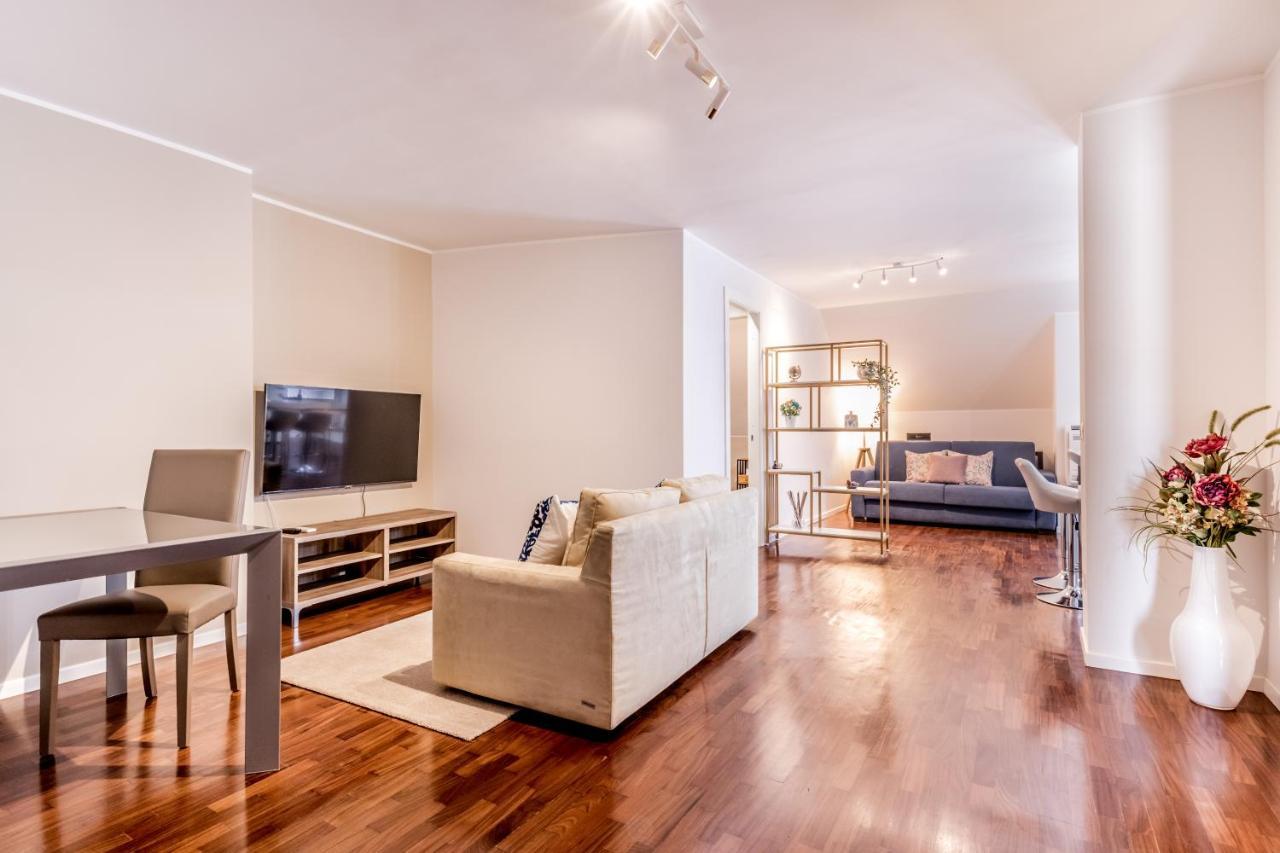 Bbhome Penthouse Bright And Elegant Metro Conca D'Oro 罗马 外观 照片