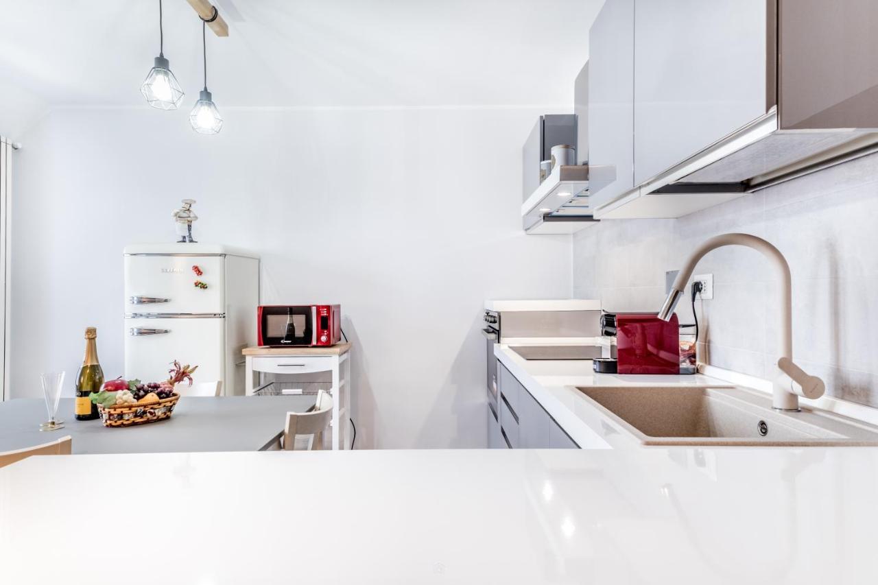 Bbhome Penthouse Bright And Elegant Metro Conca D'Oro 罗马 外观 照片