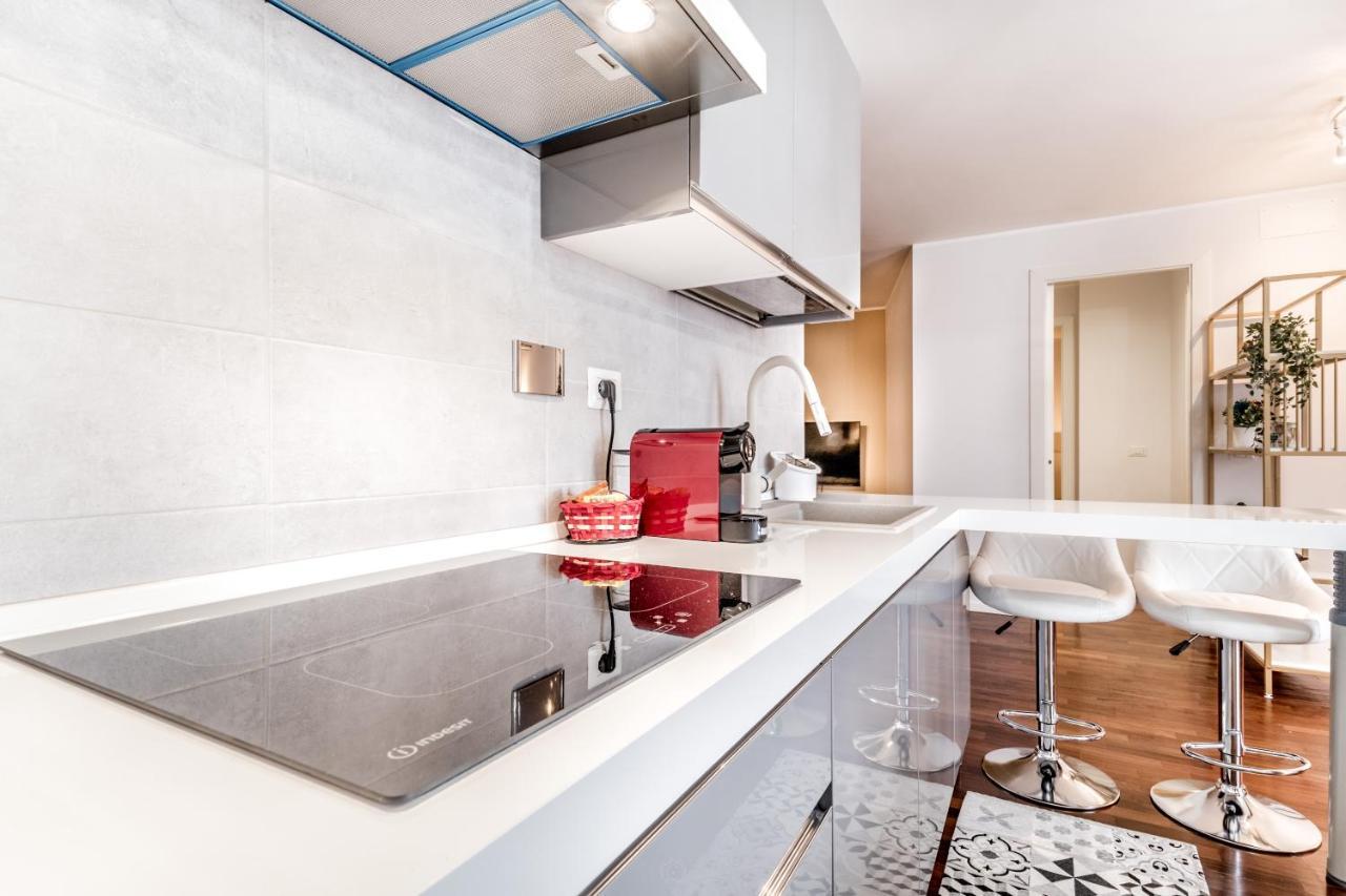 Bbhome Penthouse Bright And Elegant Metro Conca D'Oro 罗马 外观 照片