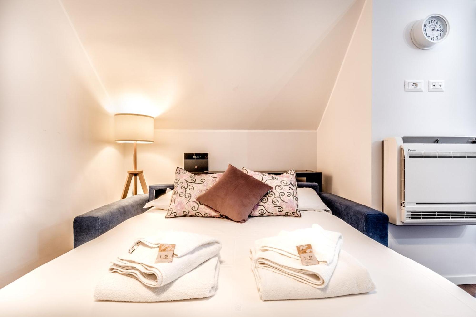 Bbhome Penthouse Bright And Elegant Metro Conca D'Oro 罗马 外观 照片